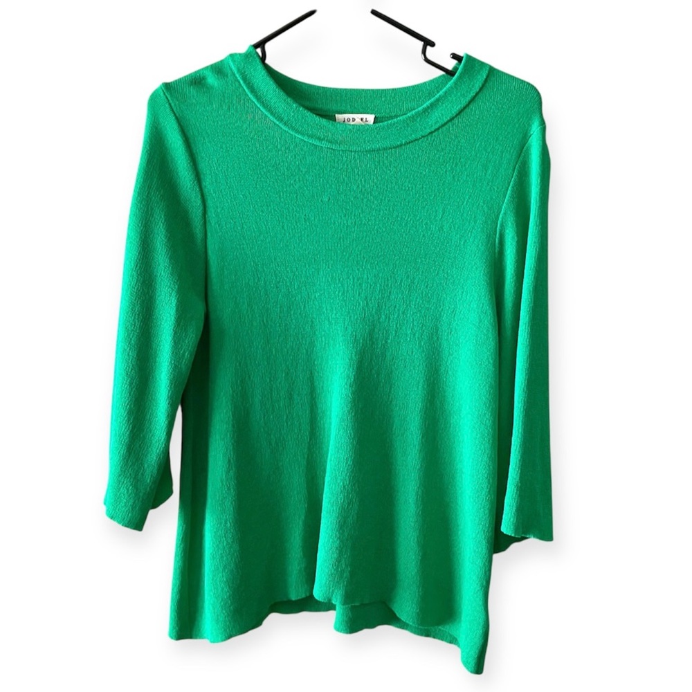 JODIFL Vibrant Green bell Sleeve Top